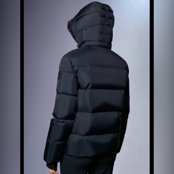 🫎 MOOSE KNUCKLES Women's Black Puffer Winter Jacket with Hood - M - Picture 2 of 11